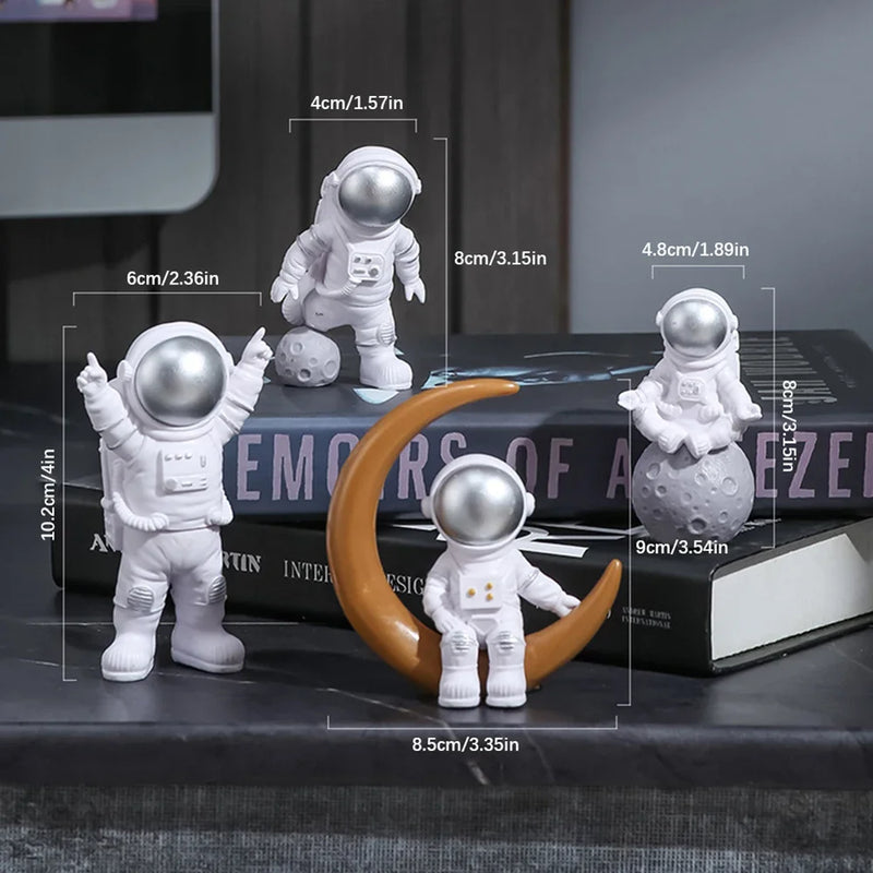 Conjunto de 4 Astronautas em Miniatura para Inspirar Aventuras Espaciais!
